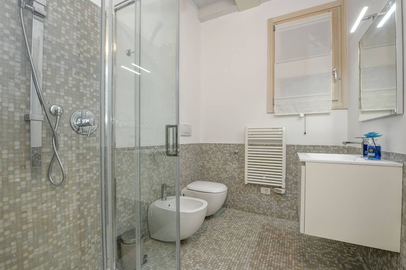 Foto 9 von 36: Caesar Sirmione Luxury Apartment