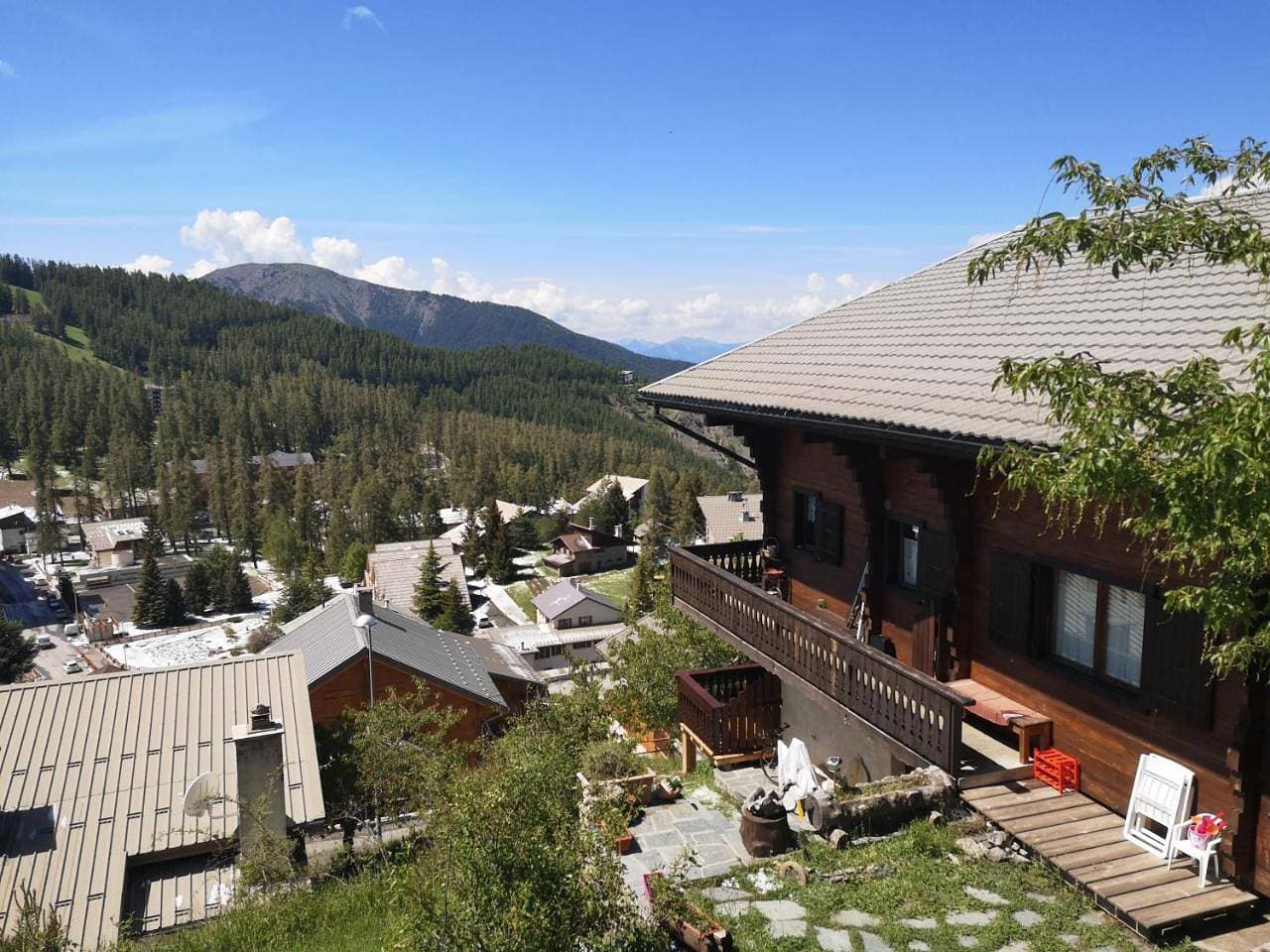 Foto 8 von 14: Apartment with Mountain View