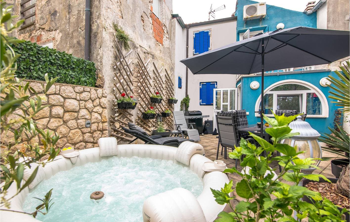 Foto 4 von 40: Gemütliche Ferienwohnung mit Meerblick, Terrasse, WLAN und Parkplatz – 2,5 km vom Strand entfernt