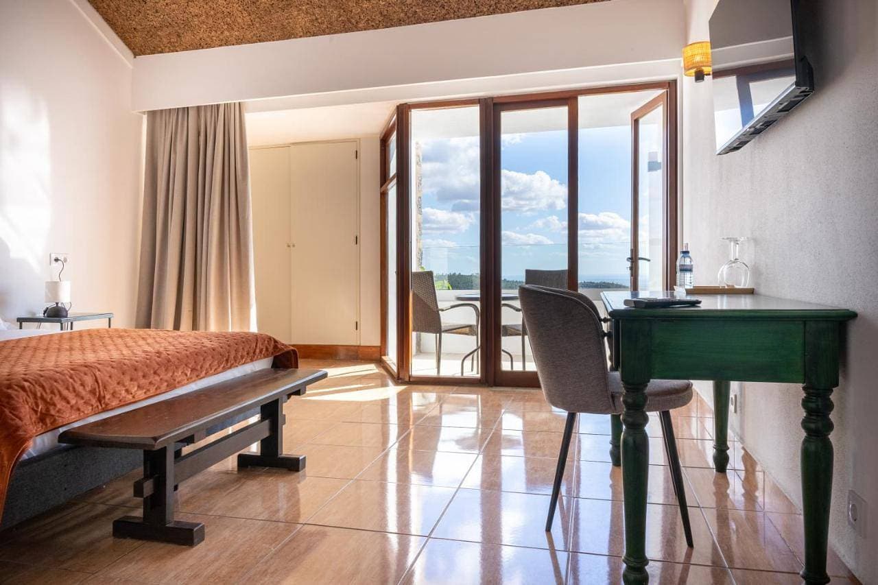 Foto 4 von 19: Double Room with Balcony and Sea View