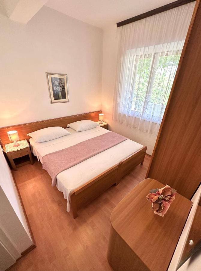Foto 5 von 8: Cozy Apartment and Rooms with Terrace and Private Parking