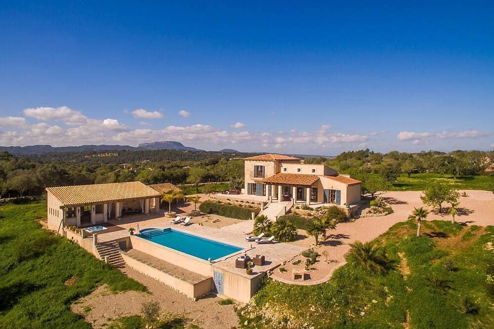 Foto 3 von 30: Schönes Haus in Porreres mit privatem Swimmingpool, der drinnen oder draußen.