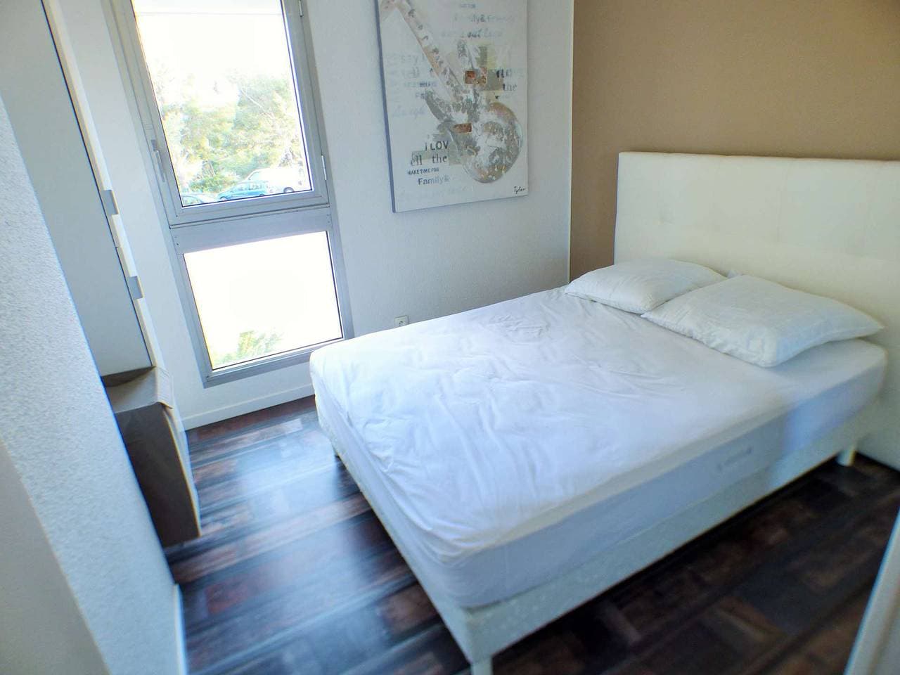 Foto 8 von 10: Renovierte Wohnung, Residenz mit Swimmingpool im Dorf Saint Mandrier