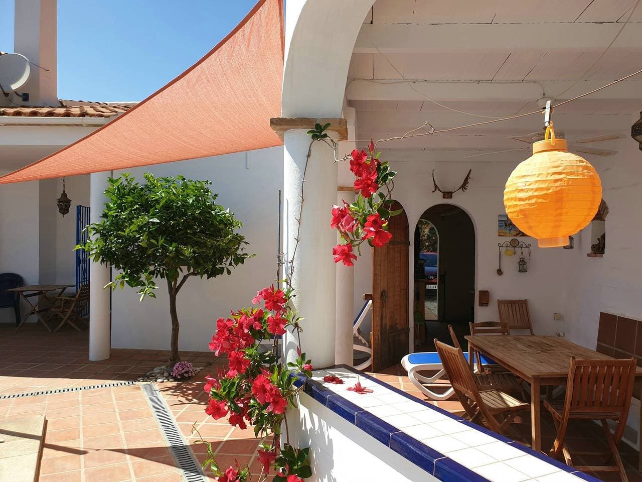 Foto 12 von 61: Ferienhaus 'Castillo Casarola' mit Meerblick, WLAN und Klimaanlage
