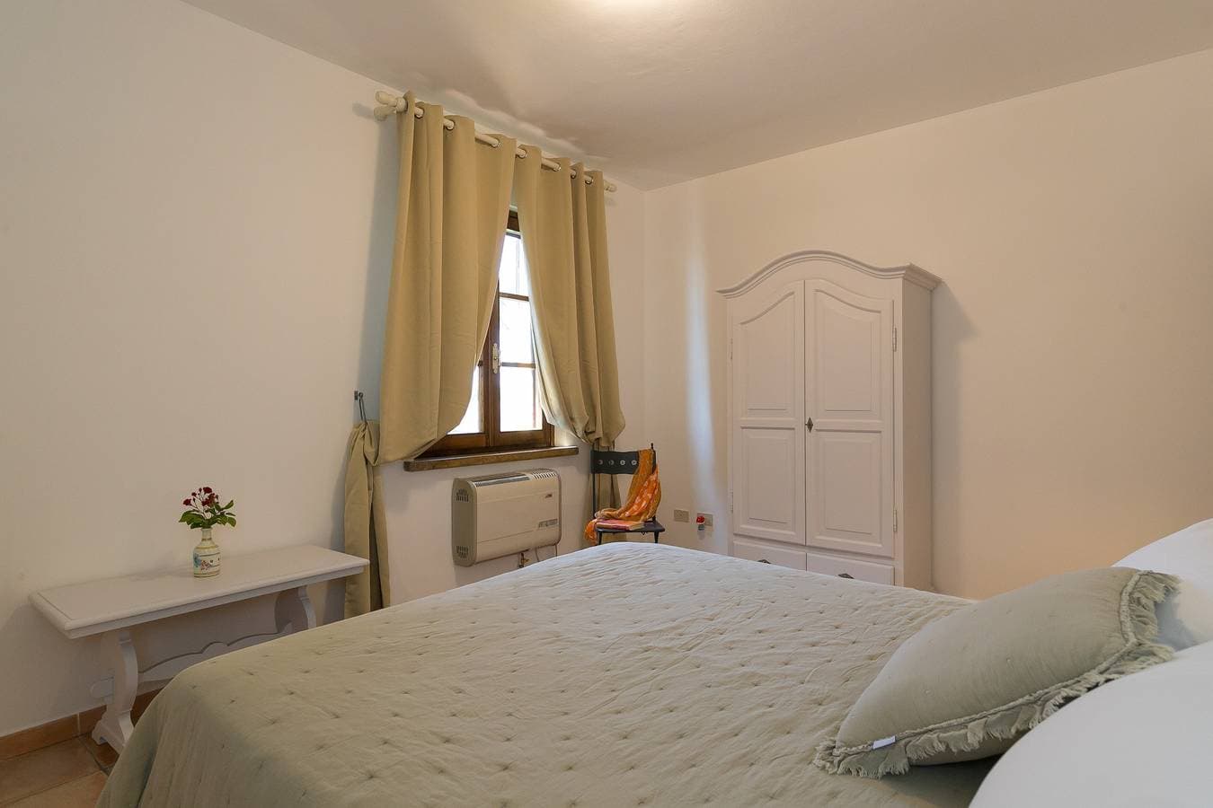 Foto 5 von 29: Apartment 'Podere Nuti – 4 Lauro' mit eigenem Pavillon, Gemeinschaftspool und Garten