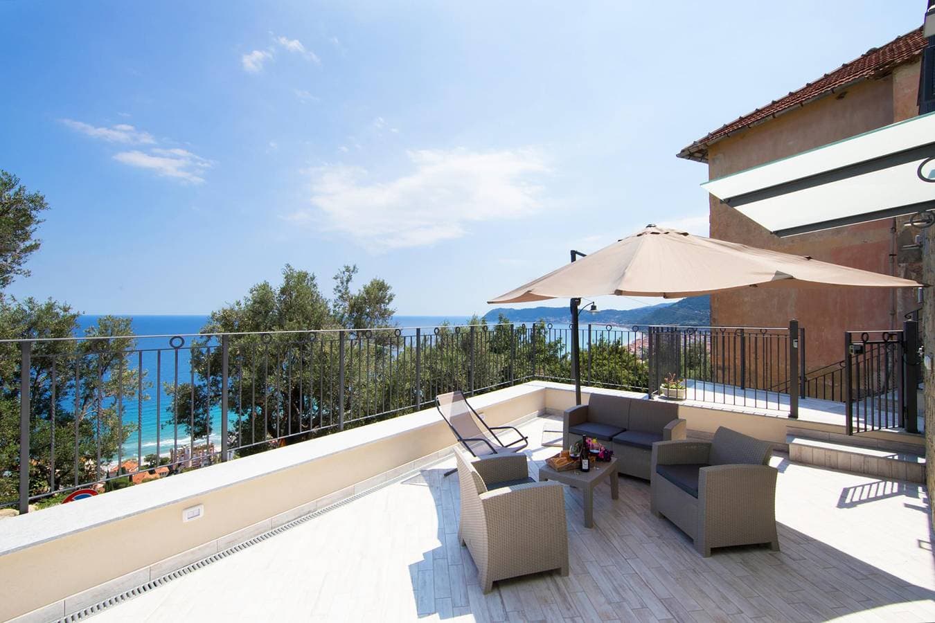 Serena 2 Amazing Sea View 1