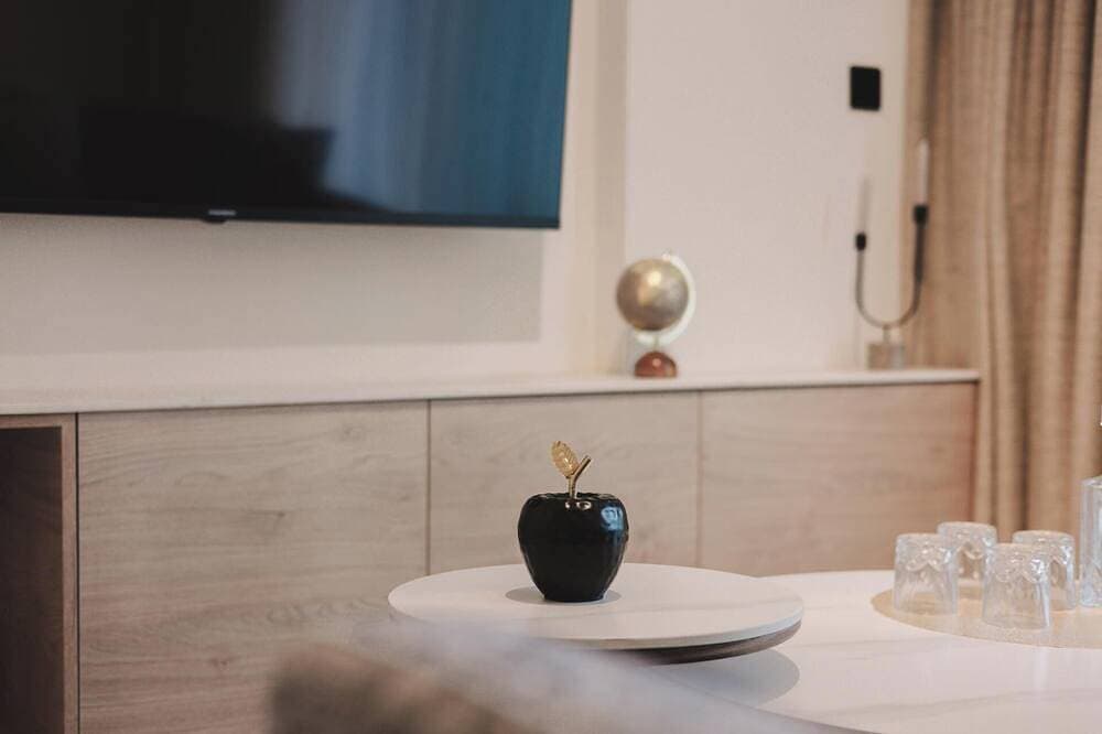 Foto 6 von 30: Mercury Suites Stylish Apartment