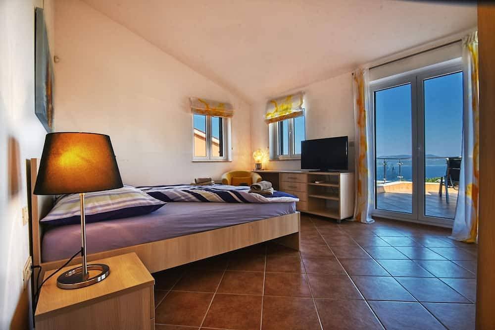 Foto 7 von 30: Moderne Villas mit Swimmingpool und tollen Meerblick,  nahe am Meer