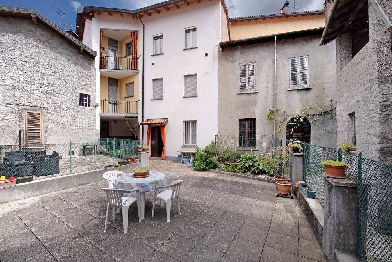 Foto 4 von 31: Ferienwohnung "House Of Sport" mit Seeblick, 2 Gemeinschaftsterrassen und WLAN