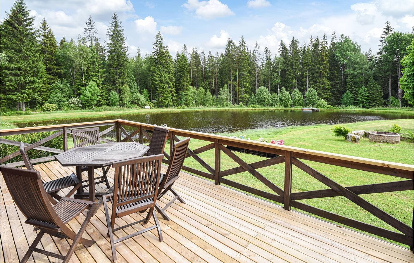 Foto 8 von 32: Ferienhaus für 8 Personen mit Garten