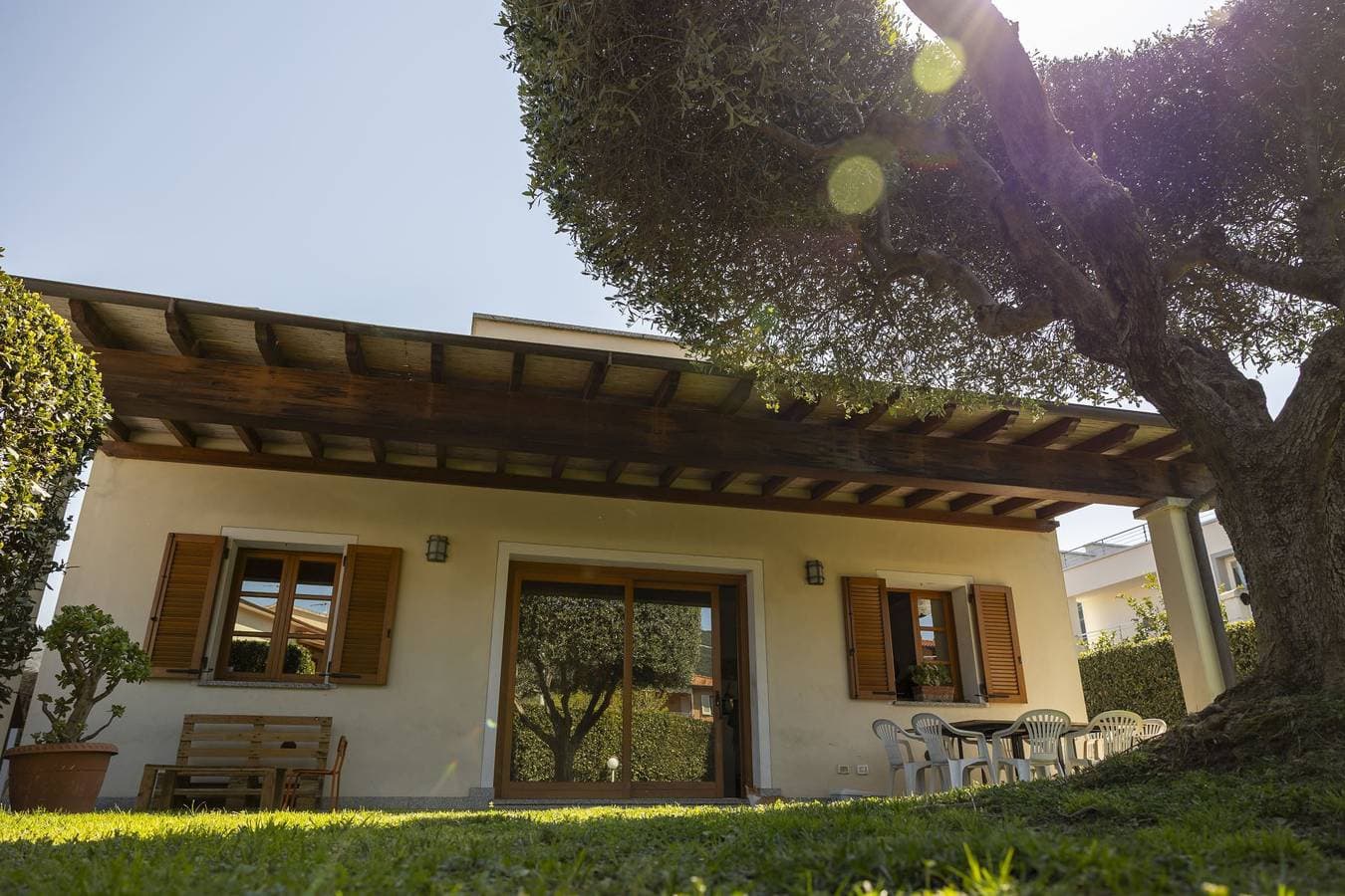 Foto 2 von 46: Villa für 6 Personen mit Garten