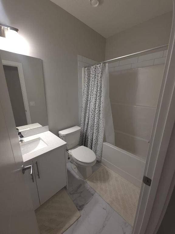 Foto 2 von 22: Geräumiges und modernes Apartment mit 2 Schlafzimmern in Calgary