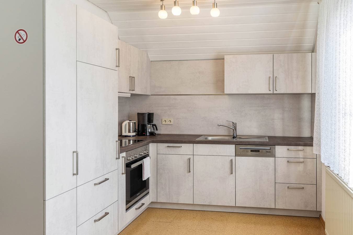 Foto 4 von 16: Gemütliche Ferienwohnung "Baur Nr. 3" mit Wlan und Balkon. Parkplatz vorhanden