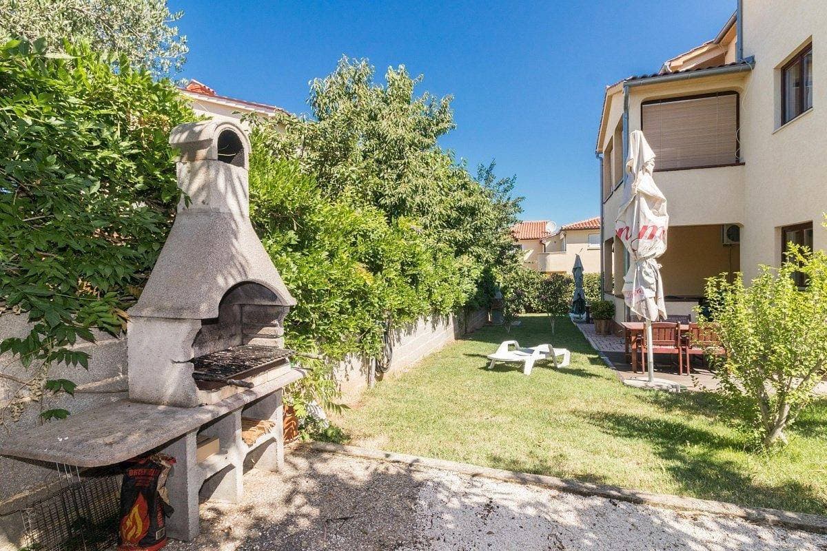 Foto 3 von 55: Ferienwohnung Ines mit Garten nahe Strand bei Pula