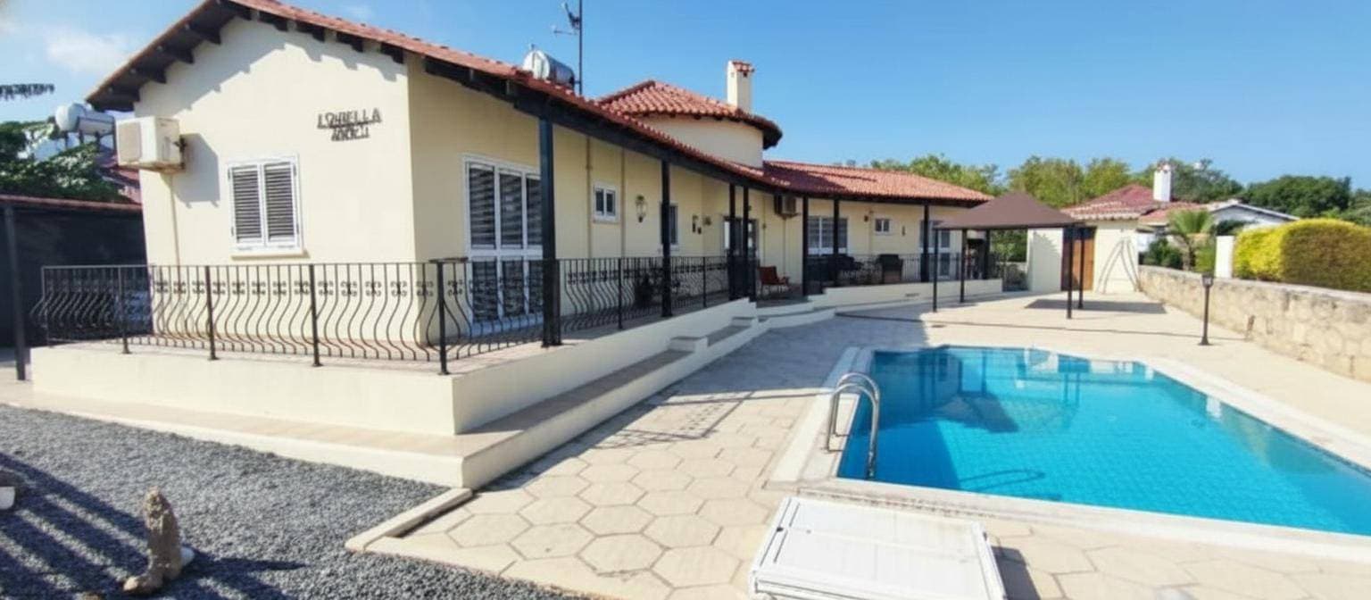 Villa 1