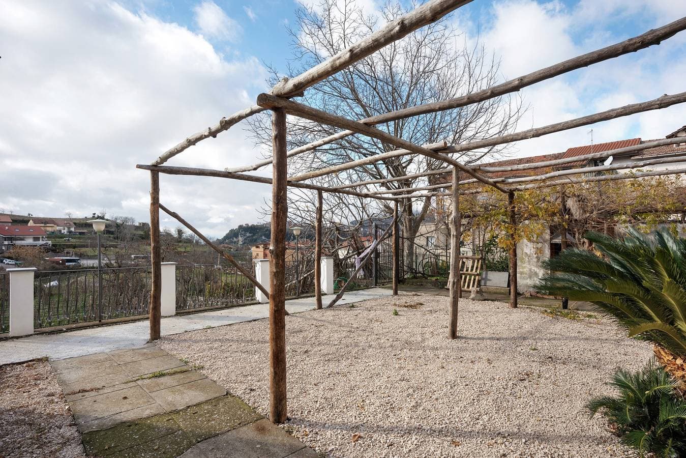 Foto 3 von 25: Zimmer Luna mit privatem Bad und Bergblick