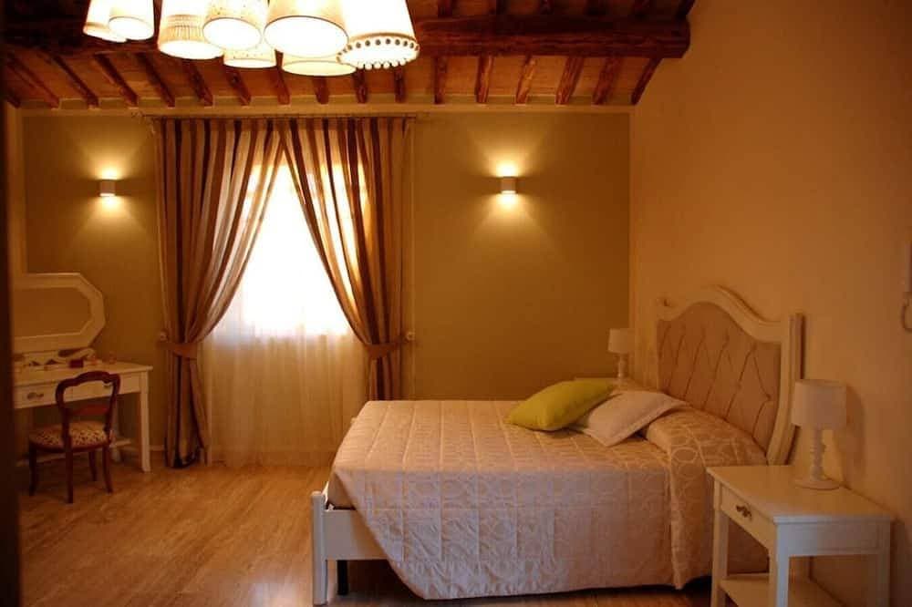 Foto 7 von 30: Villa Trevinano - Private villa with pool in Lazio