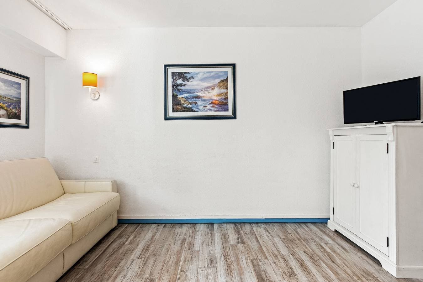 Foto 10 von 24: Einzimmerapartment 'Les Parfums De Mimosas' mit privater Terrasse und Klimaanlage