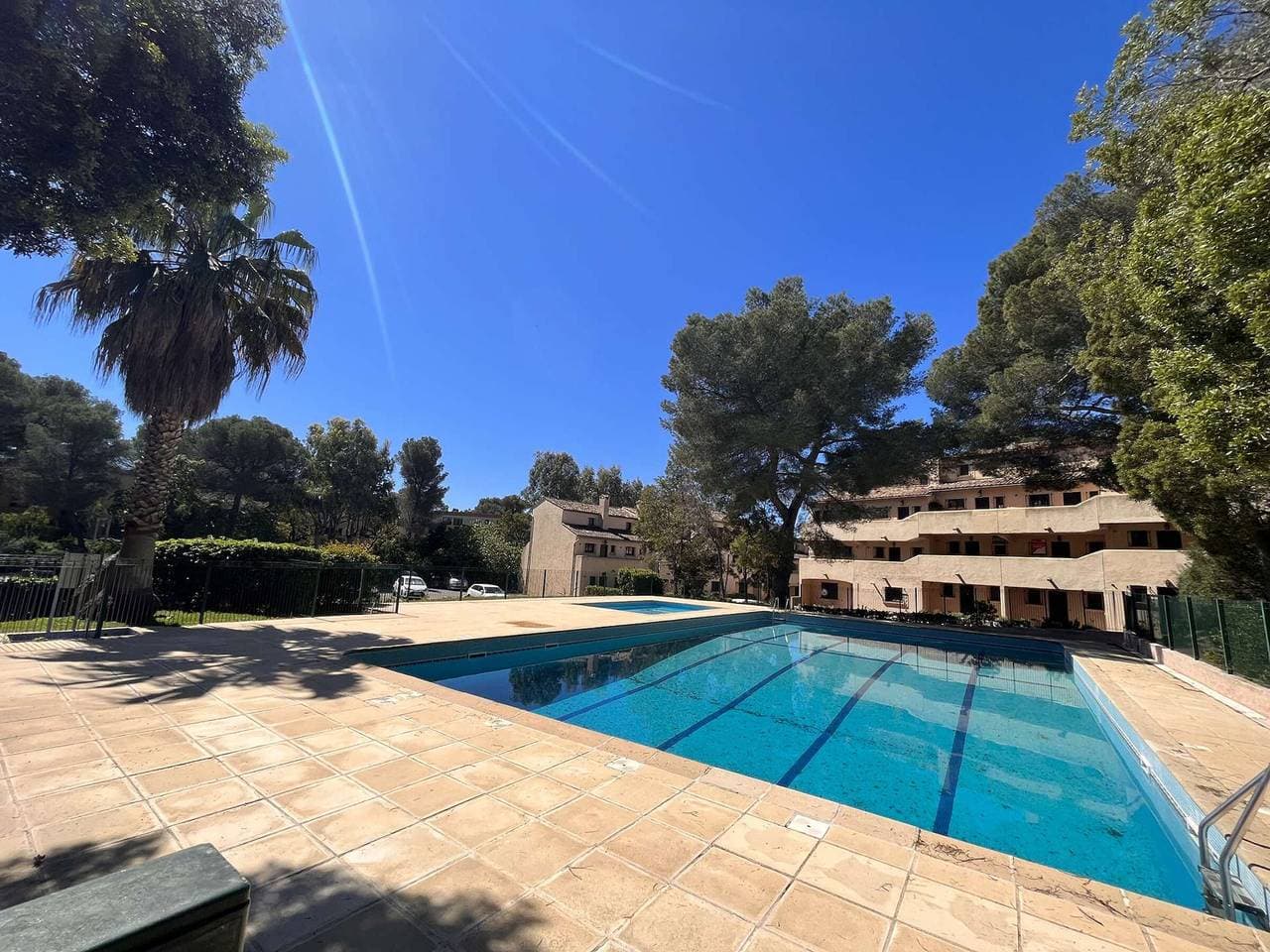 Gartenwohnung mit Pool, 600 m zum Strand, 3 Zimmer für 6 Personen, Saint-Raphaël 1