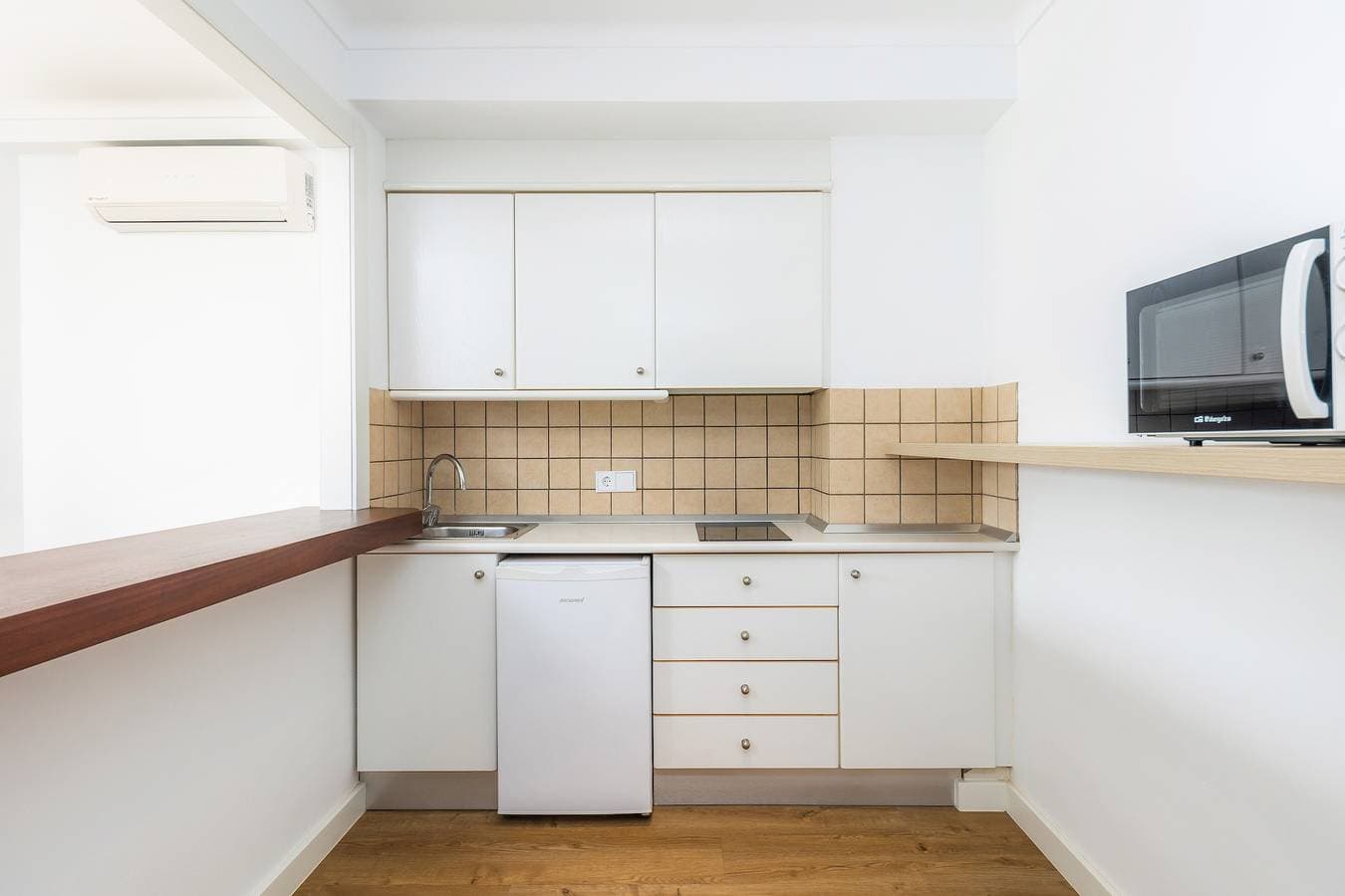 Foto 5 von 26: Ferienwohnung 'Apartament Massanet 2a' mit Balkon, WLAN und Klimaanlage
