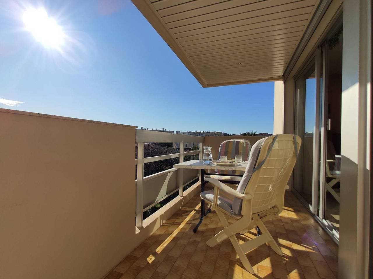 Studio avec Terrasse et Parking, Plages à 250m, Antibes 1