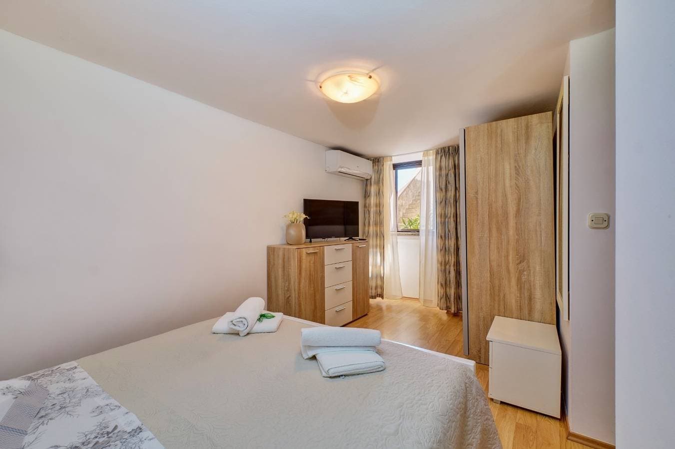 Foto 9 von 11: 1-Zimmer-Ferienwohnung am Strand Martinscica (Cres) -b