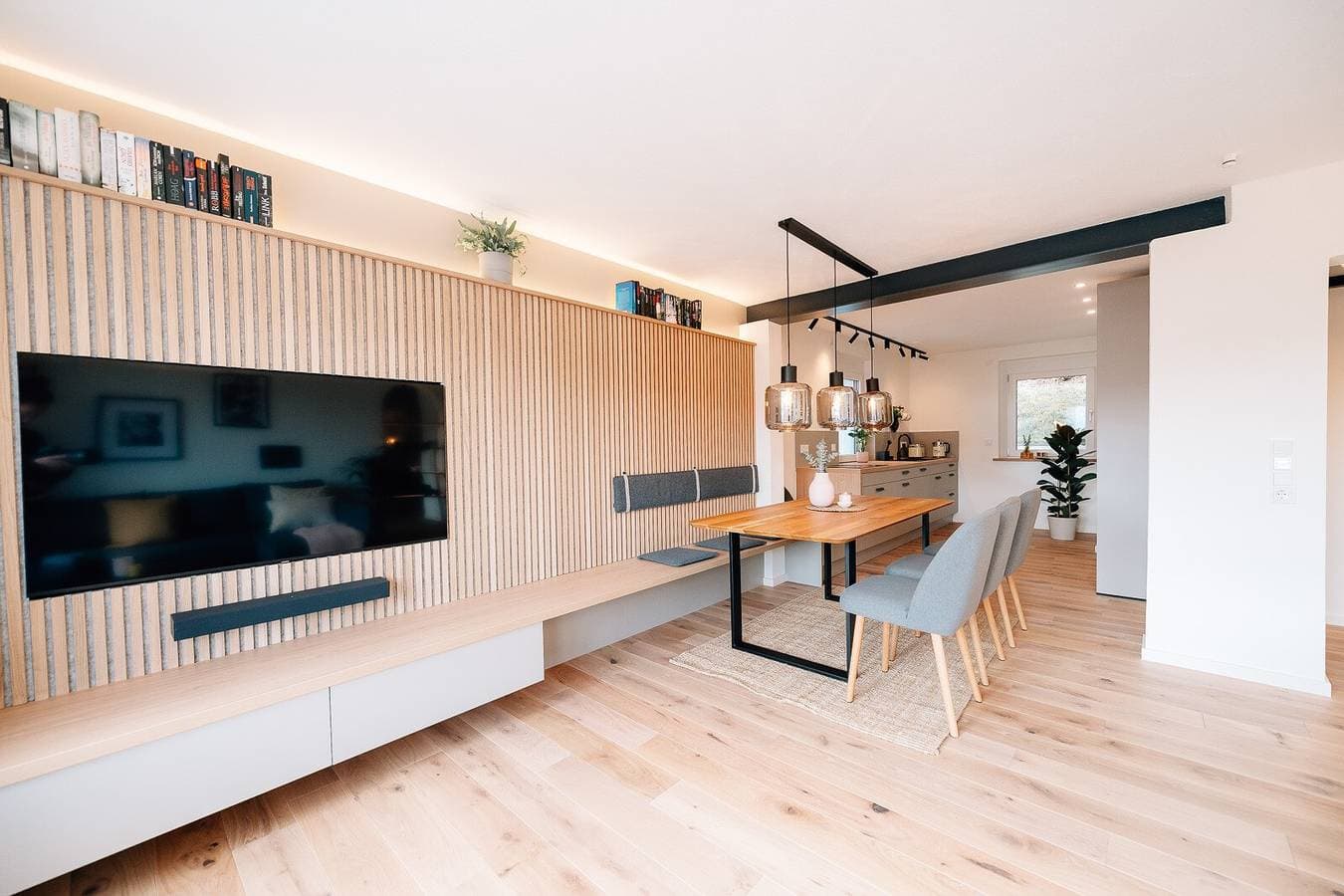 Foto 13 von 25: Apartment 'Fewo Tauberblick' mit Gemeinschaftsterrasse, privatem Garten und WLAN