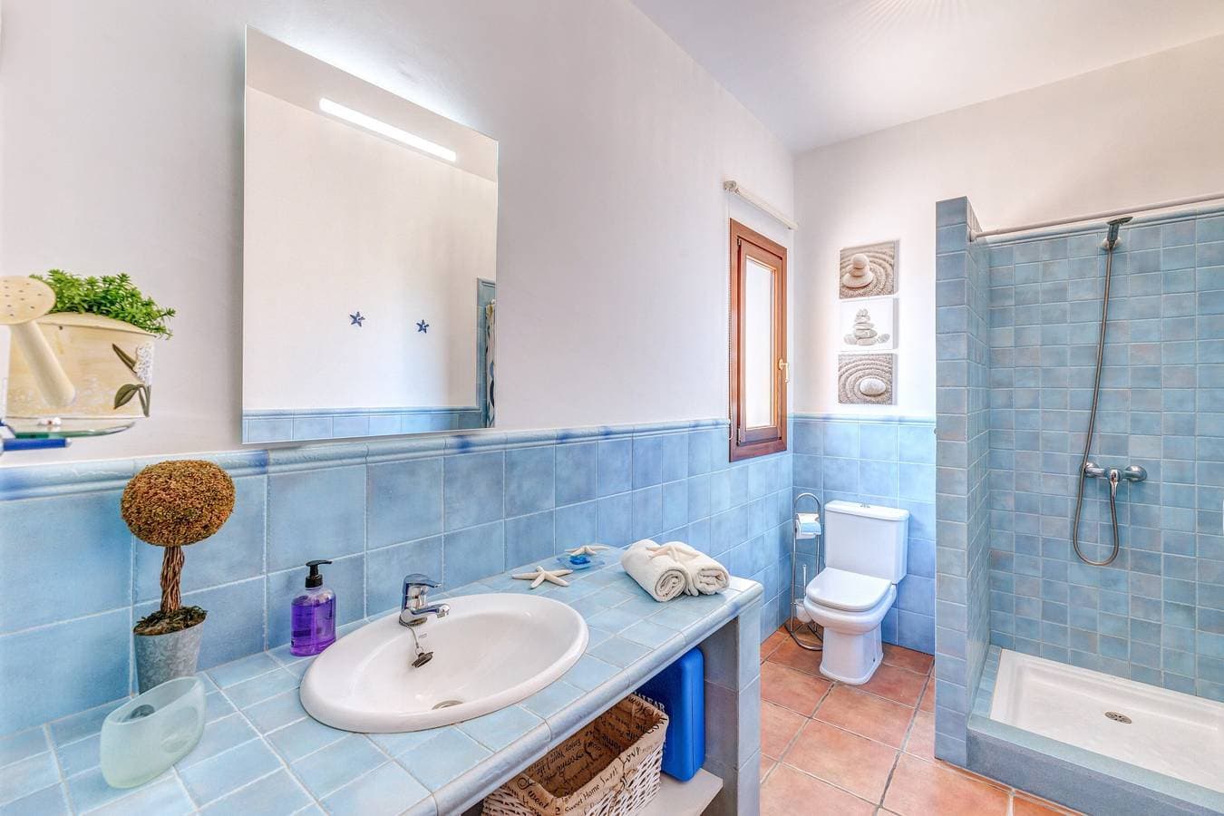 Foto 13 von 26: Fantastische Finca mit Pool, Terrassen, Garten, Klimaanlage und WLAN