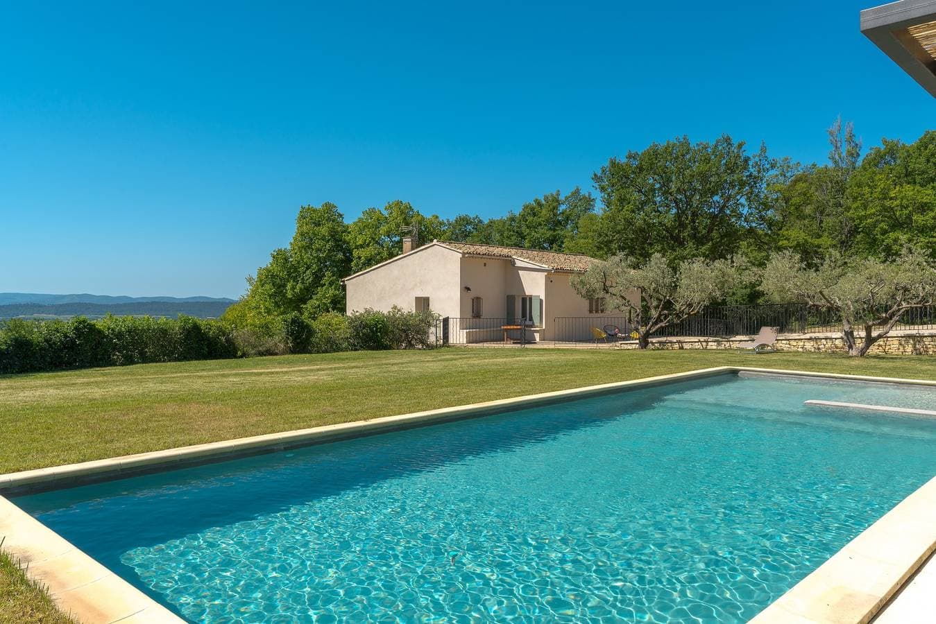 Foto 3 von 25: Appartement 'Sur Les Hauteurs Du Luberon' mit privatem Pool und WLAN