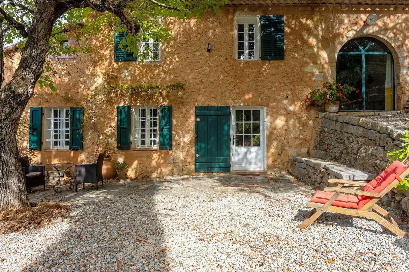 Foto 5 von 34: Charmantes Haus in Lorgues mit Terrasse und privatem Garten