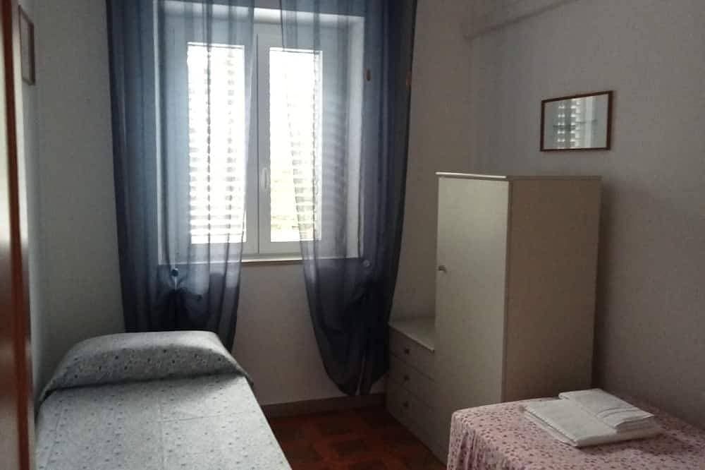 Foto 4 von 30: Wohnung im Familienhaus, umgeben von Grün