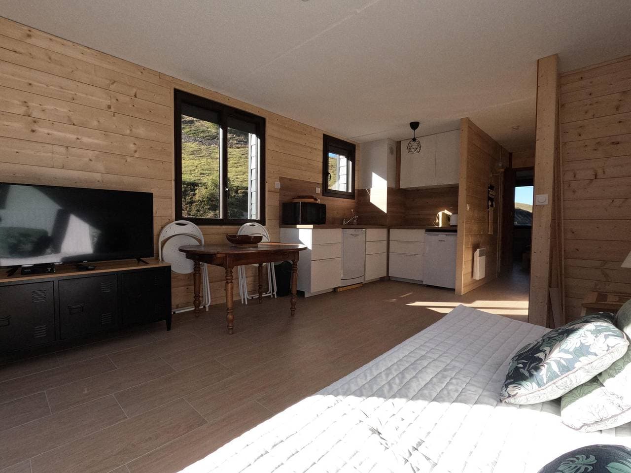 Foto 2 von 14: Komfortable 2-Zimmer in Agudes mit Aufzug und ausgestatteter Küche