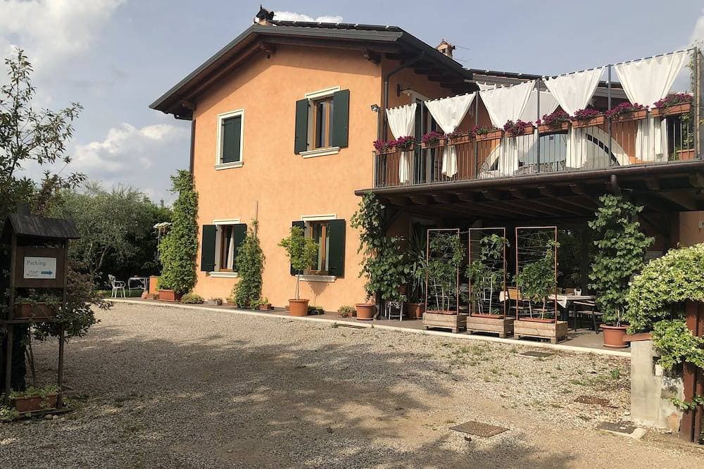 Foto 10 von 30: Verona, Wohnung mit Veranda und Garten, in singleHaus, interner Parkplatz