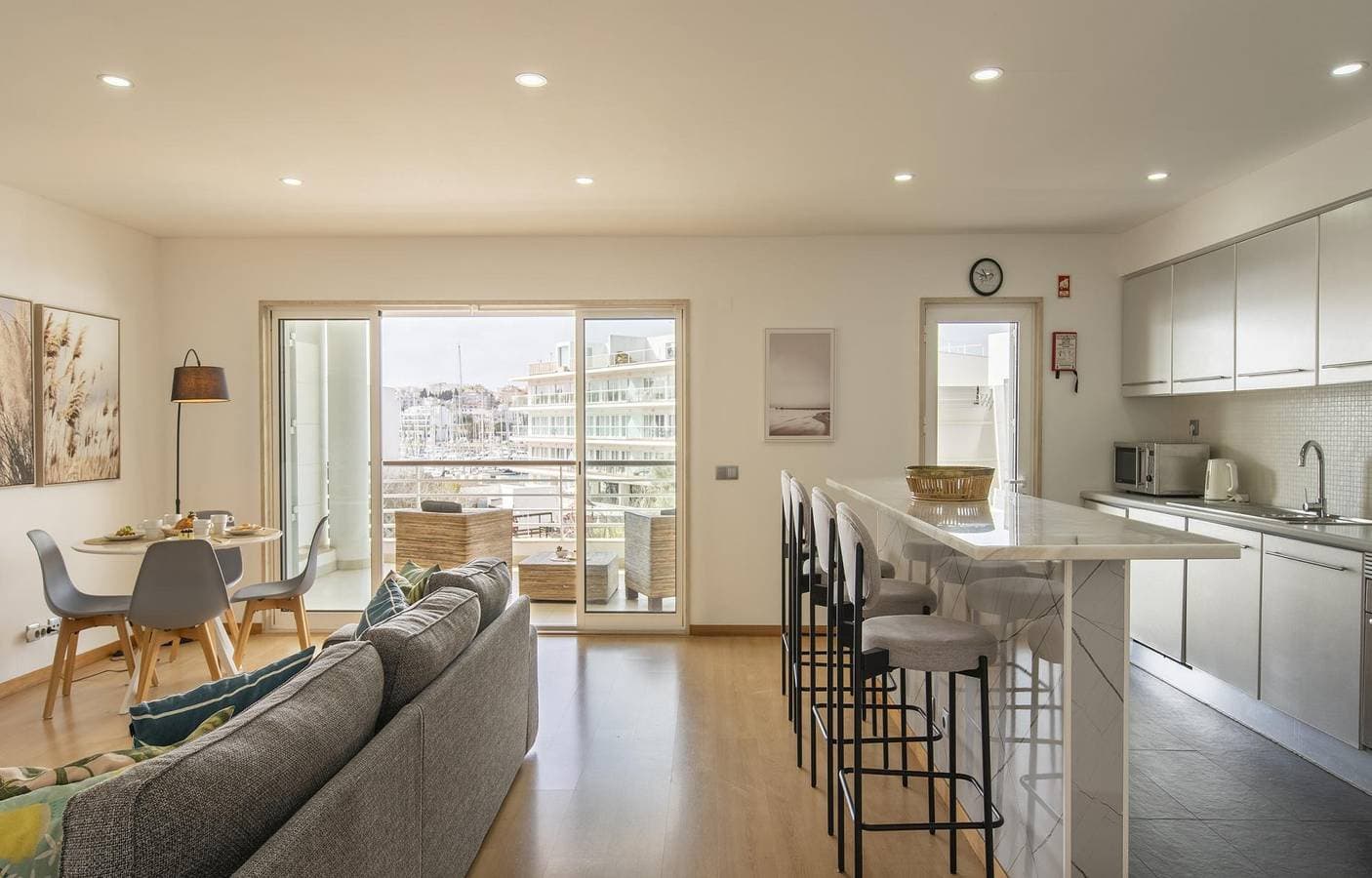 Foto 2 von 39: Ferienwohnung für 4 Personen mit Balkon