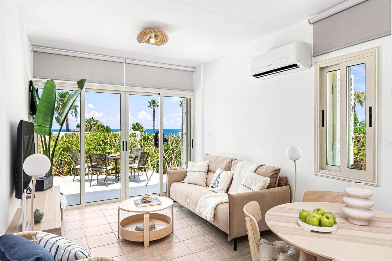 Aurelia Beach Residence by Nomads 1
