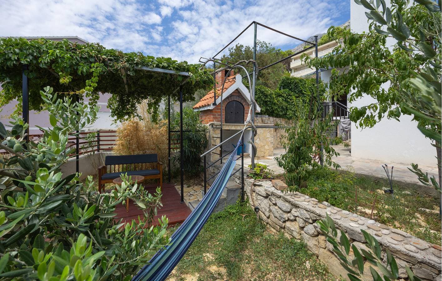 Foto 8 von 20: Gemütliche Ferienwohnung mit Terrasse, Klimaanlage und WLAN, 2 km vom Juto-Strand entfernt