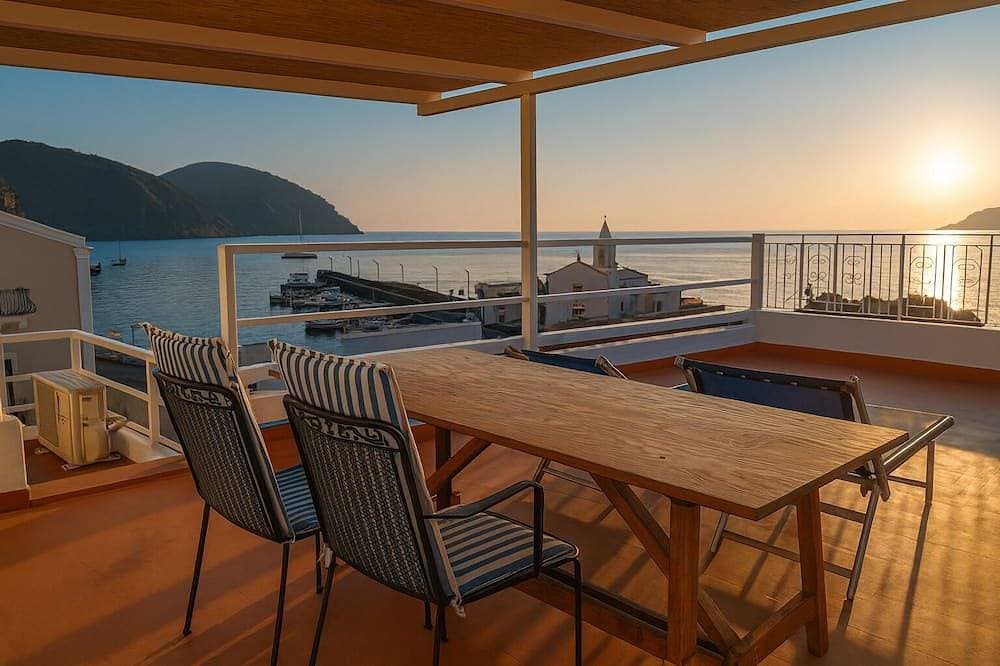 Foto 12 von 20: Haus im Zentrum von Lipari mit Meerblick