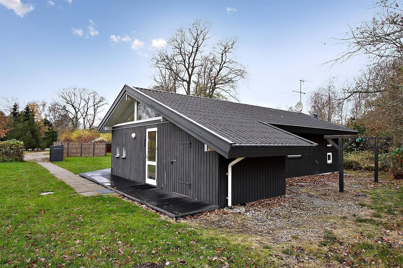Foto 3 von 24: Nice home in Humble w/ Sauna, WiFi and 3 Bedrooms