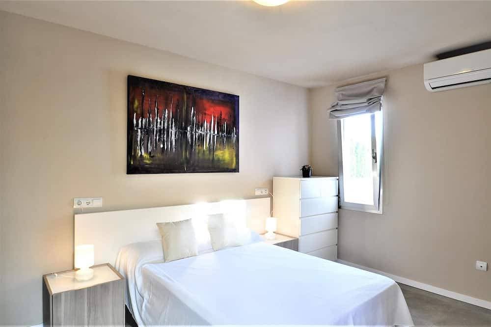 Foto 3 von 30: Moderne Villa in der Nähe von Golf und mit privatem Pool - Last minute offer Juni und Juli - Kostenloses WLAN