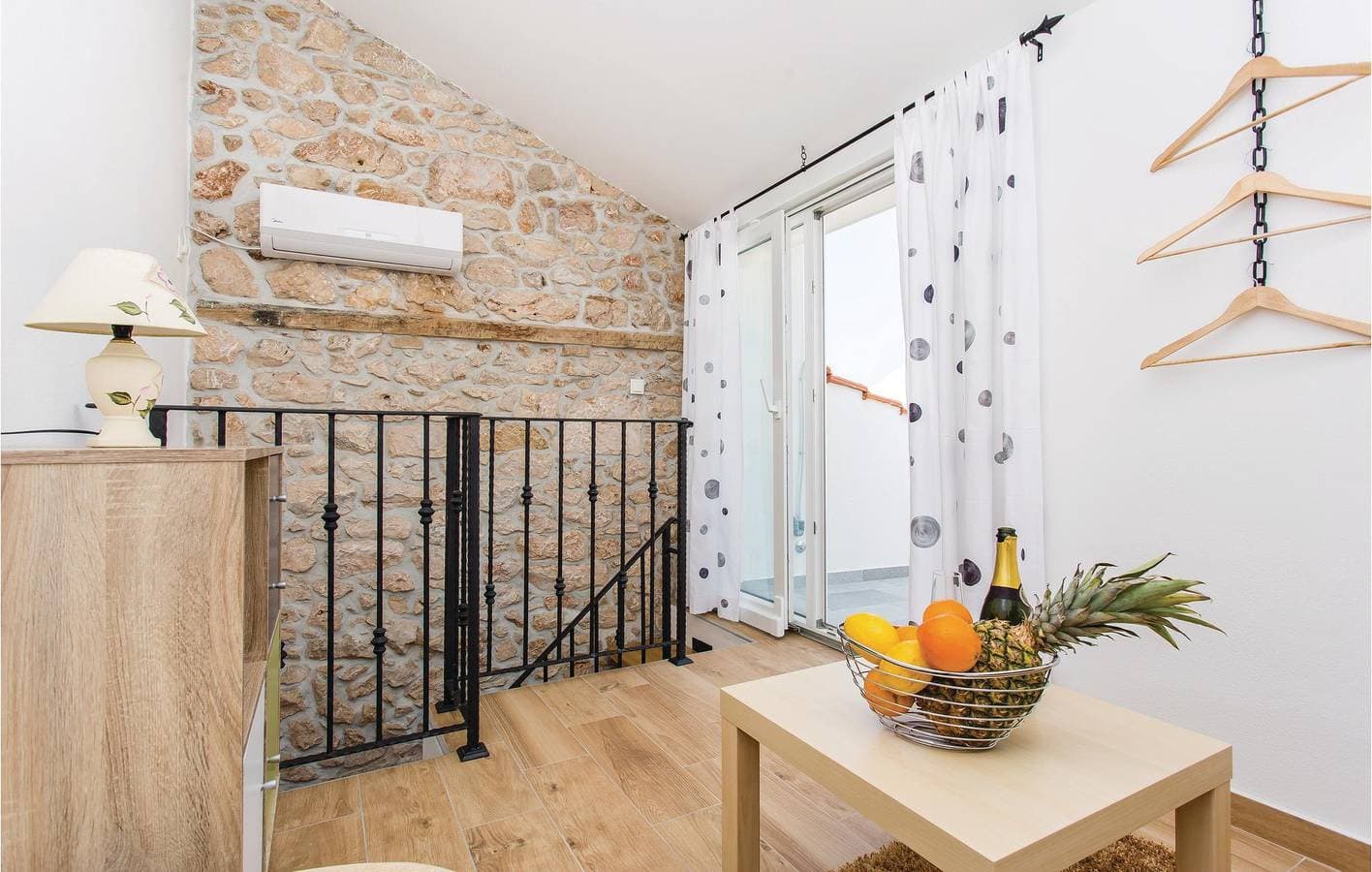 Foto 11 von 33: Ferienwohnung mit Panoramablick in Strandnähe, mit Terrasse und WLAN
