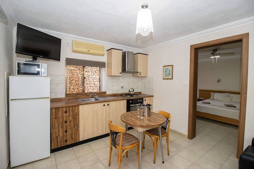 Foto 10 von 30: Santa Maria Villa Wohnung (C) Shared Pool, 1 Schlafzimmer, 3 bietet Platz für bis zu, WLAN