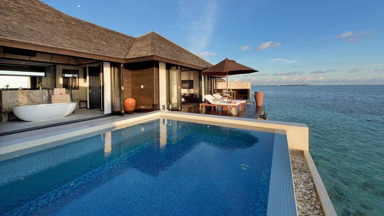 Foto 12 von 28: Sunset Water Suite with Private Pool - Complimentary Floating Breakfast (once per stay) for book dates, 10th Feb 2026 onwards, and stay dates 11 April to 30 September 2026