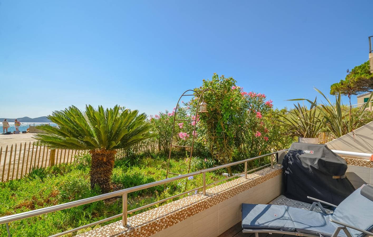 Foto 8 von 28: Apartment mit Meerblick, Wifi, AC, Parkplatz und Terrasse - 800m zum Strand