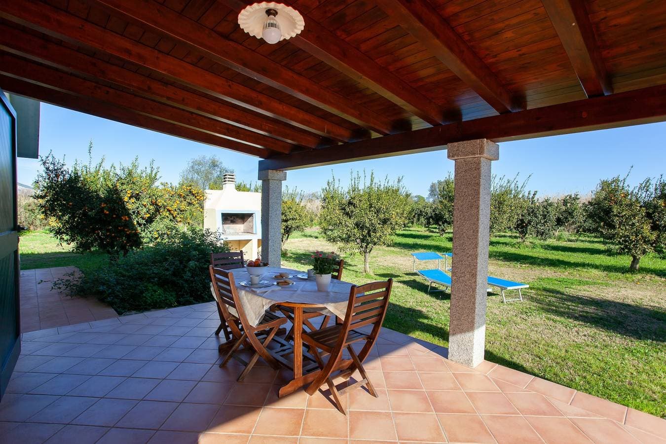 Foto 4 von 26: Ferienhaus Casa Barvis mit Garten, A/C, Terrasse und WLAN