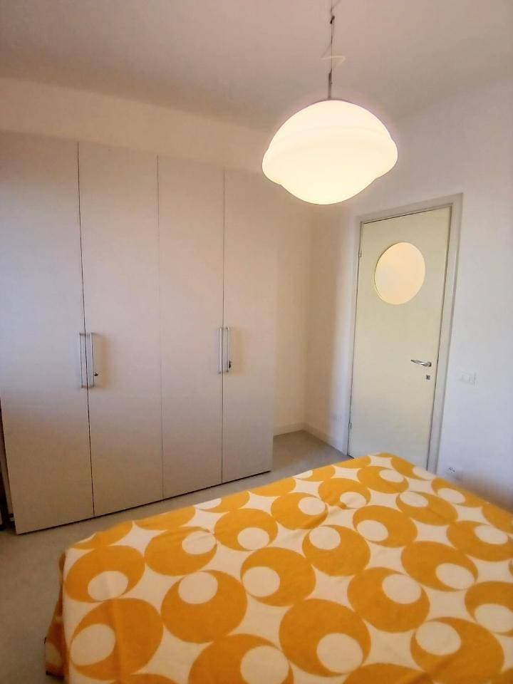 Foto 9 von 40: Two-Bedroom Apartment