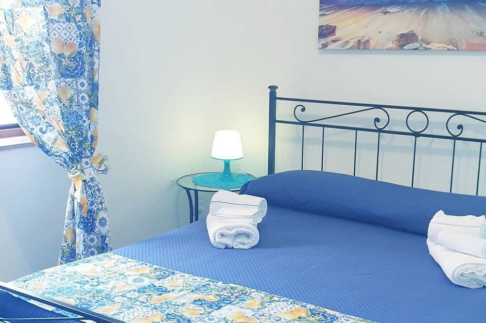 Foto 3 von 30: Charming apartment with a large courtyard and sea view
