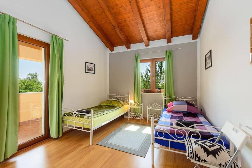 Foto 6 von 37: Three-Bedroom Villa