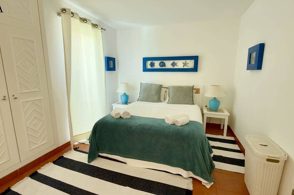 Foto 4 von 30: L & A Villa- mit privatem Pool-3 Schlafzimmer mit AC
