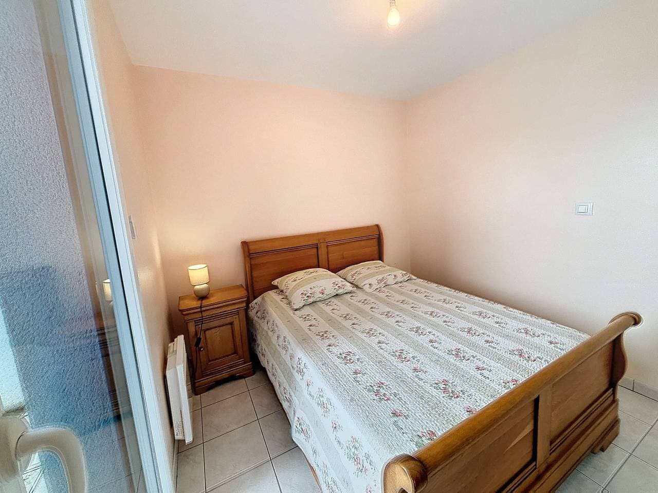 Foto 6 von 15: Wohnung mit privatem Parkplatz, 250m vom Strand, 1.5km von Geschäften, in Nähe Mont Saint-Michel