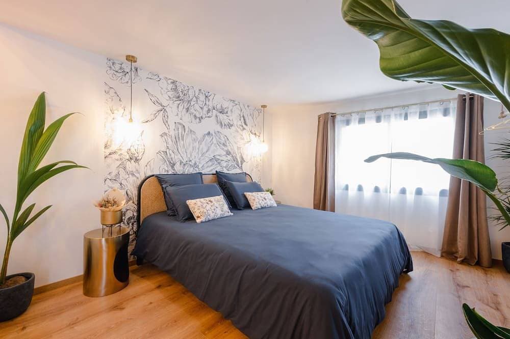 Foto 4 von 17: Viens on S'aime - Suite Avec Jacuzzi et Sauna Privatifs en Sologne